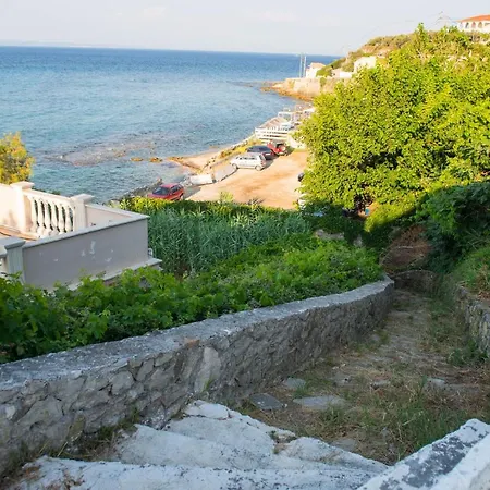 Beachfront House 